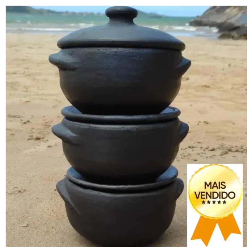 Kit com 3 Panelas de Barro Preto Capixaba de 1,5 Litros + Cumbuca